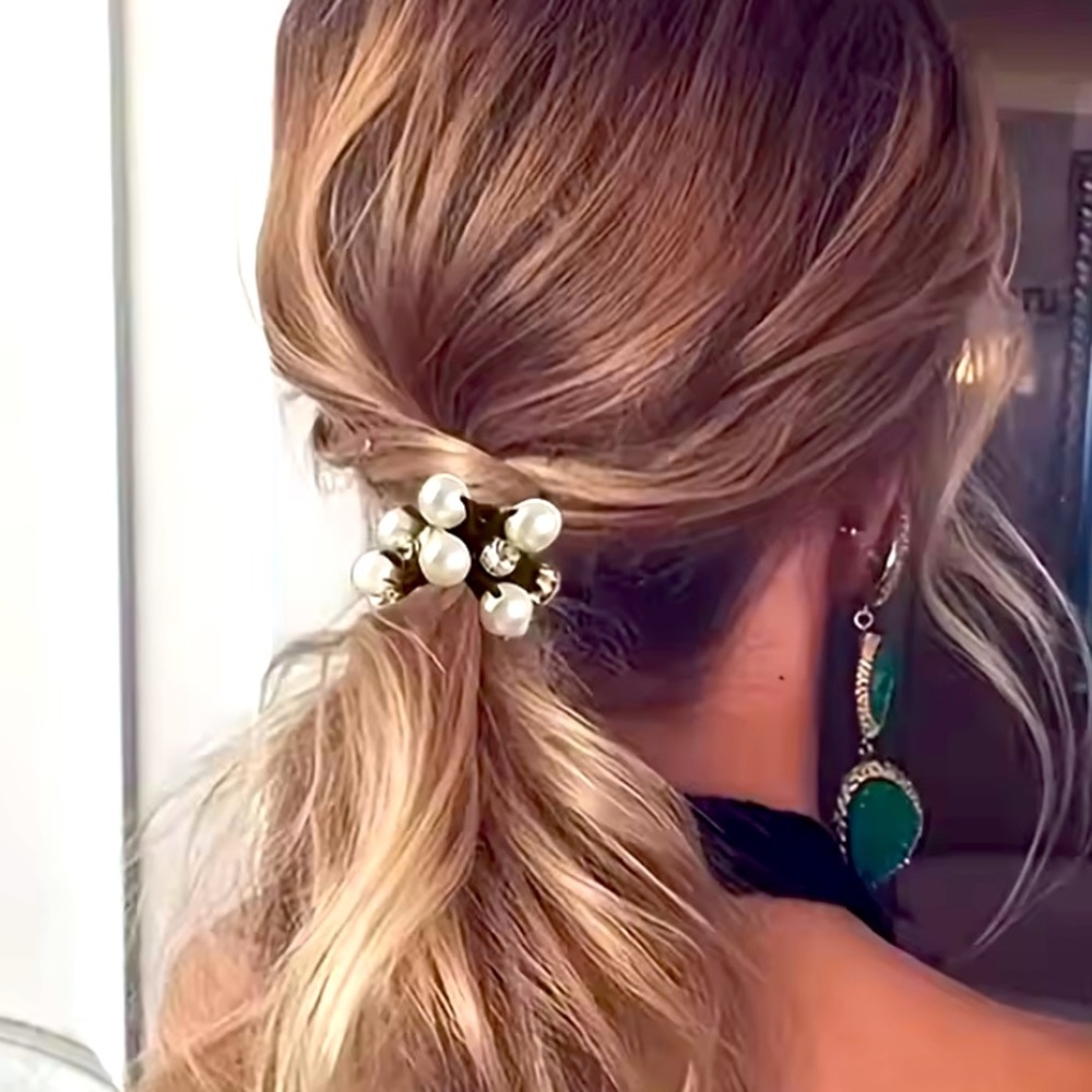 Pearl and Crystal Hair Accessories - Picture 5 of 5